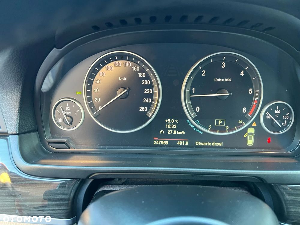 BMW Seria 5 520d xDrive Luxury Line - 21