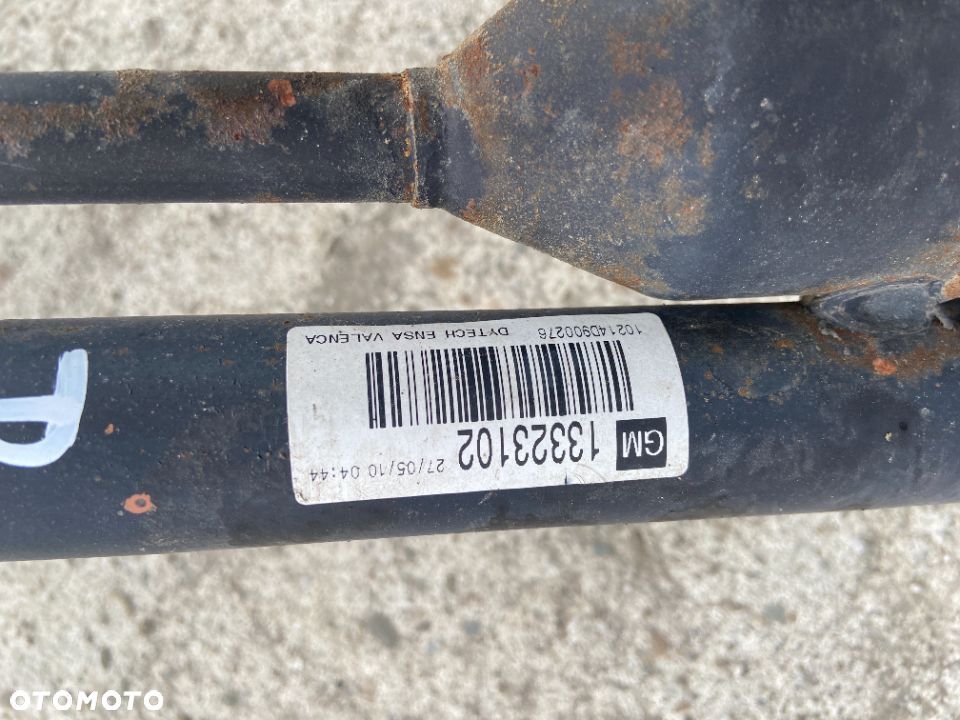 Przewód Rura Wlewu Paliwa Opel ZAFIRA C - 2