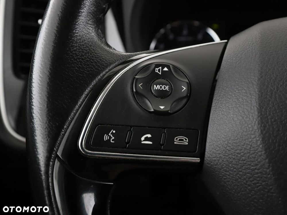 Mitsubishi Outlander 2.0 2WD - 30