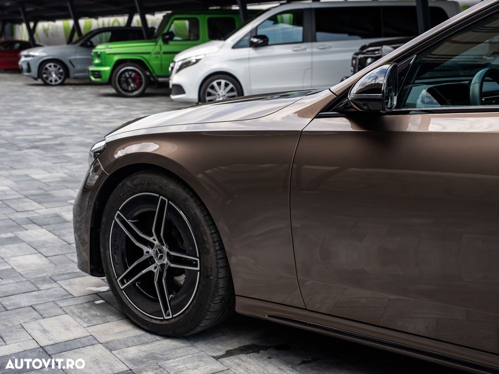 Mercedes-Benz E - 15