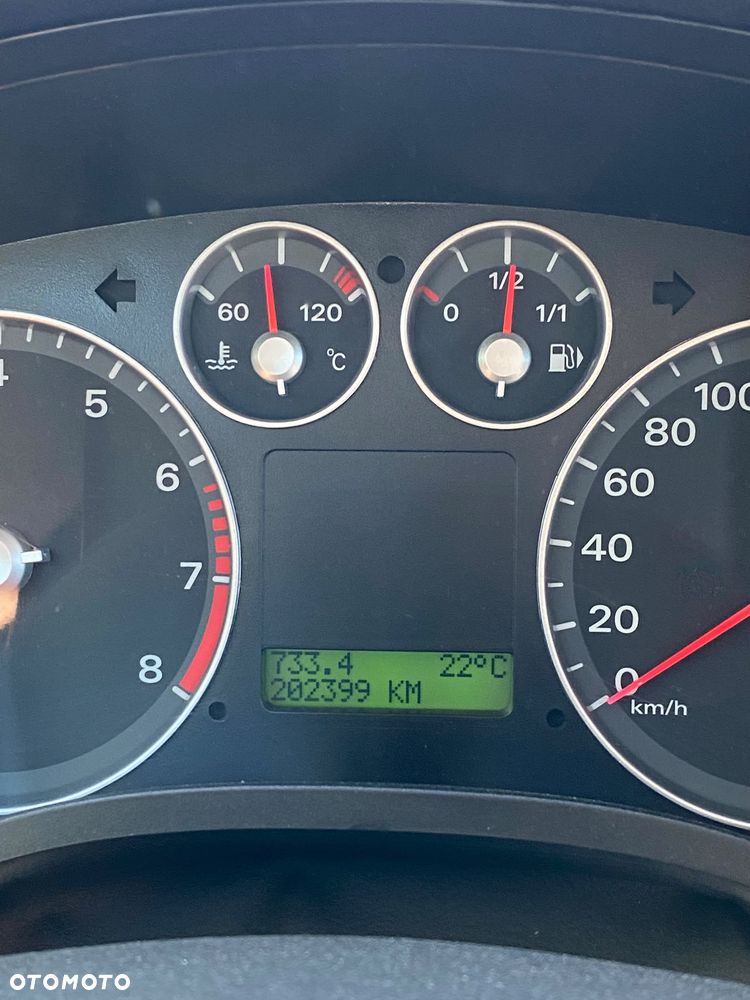 Ford Focus 1.6 16V Fun X - 15