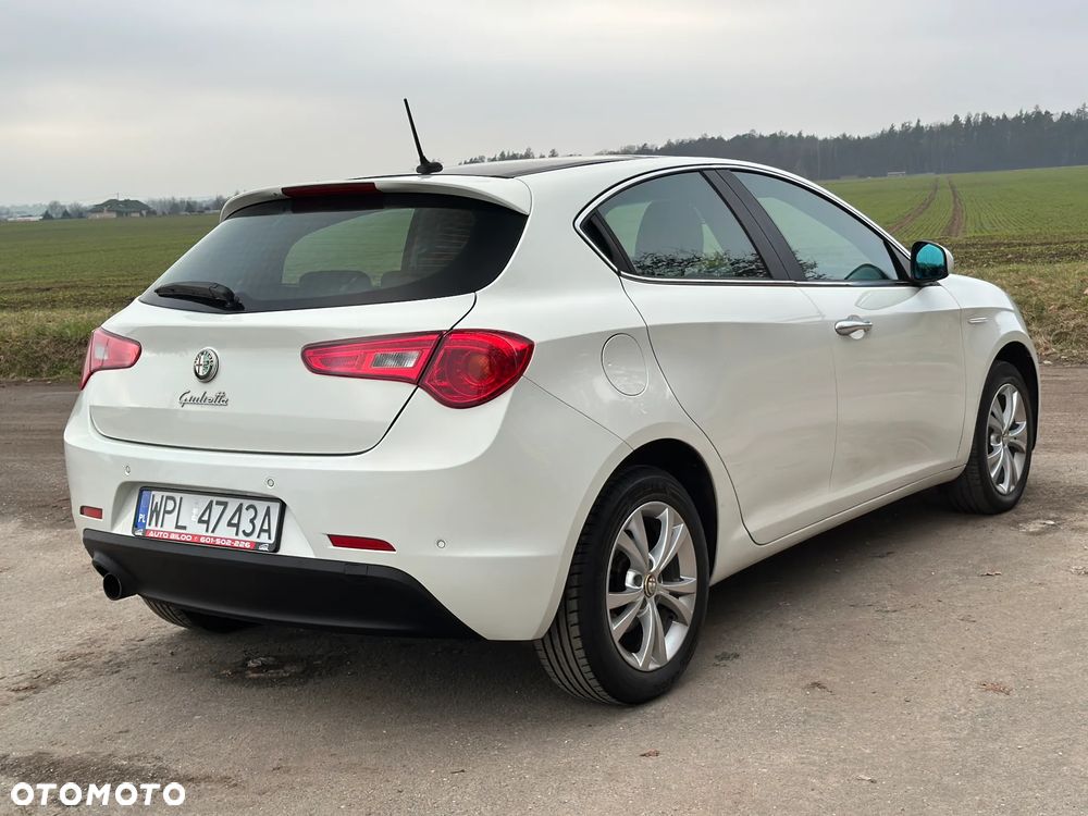 Alfa Romeo Giulietta 1.4 TB 16V Multiair Collezione - 13
