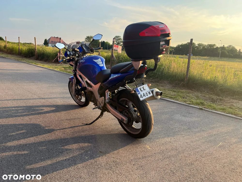 Suzuki SV - 4