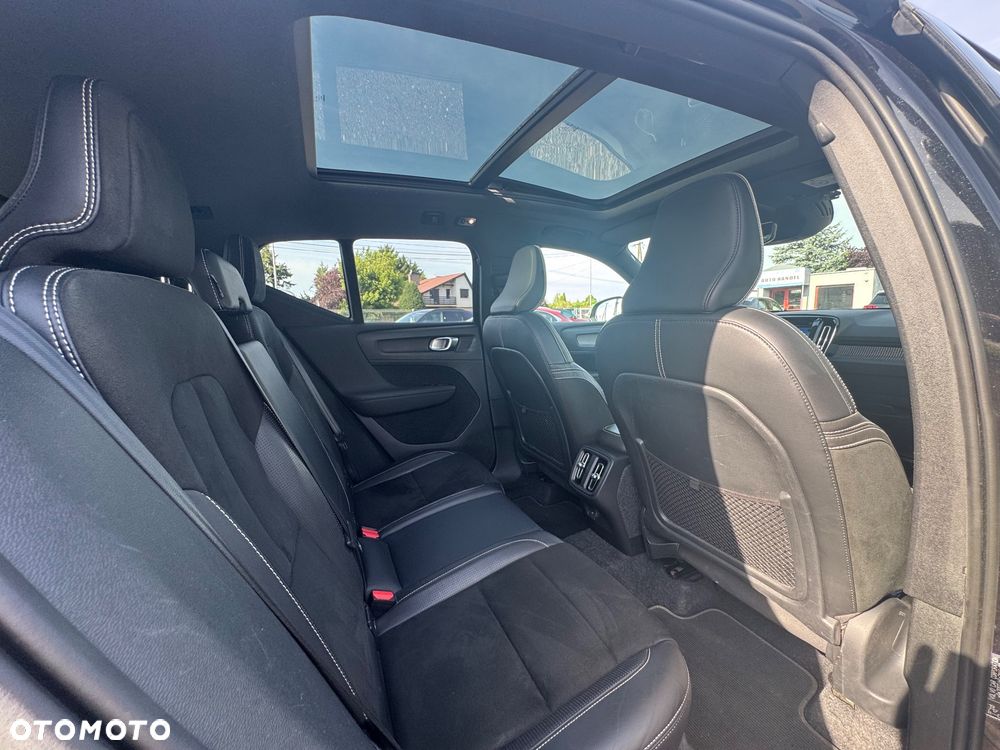 Volvo XC 40 D4 AWD R-Design - 16