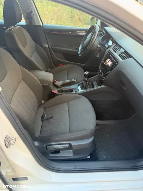 Skoda Octavia 1.5 TSI ACT Business - 11