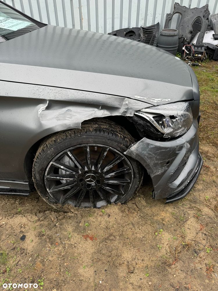 Mercedes-Benz Klasa C AMG 43 Coupe 4Matic 9G-TRONIC Night Edition - 24