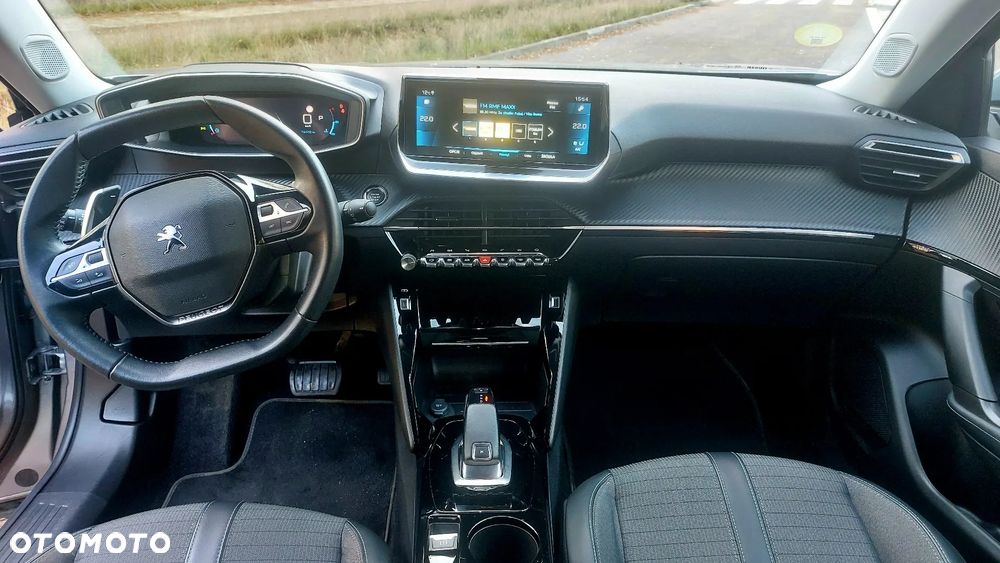 Peugeot 2008 1.5 BlueHDi Allure S&S EAT8 - 11