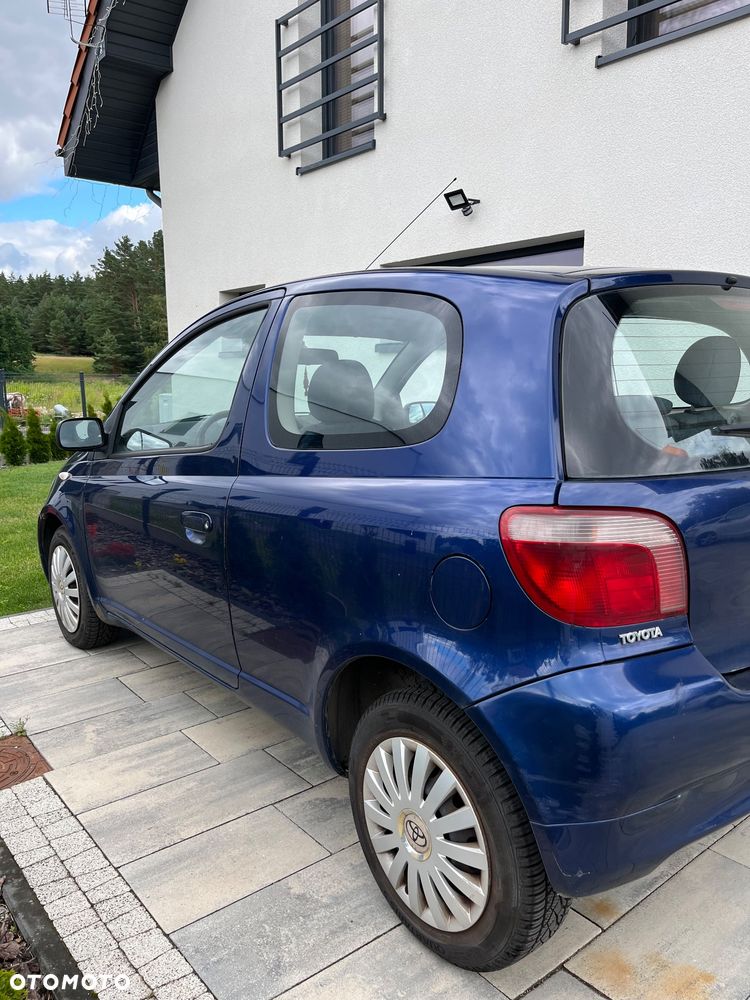 Toyota Yaris - 8