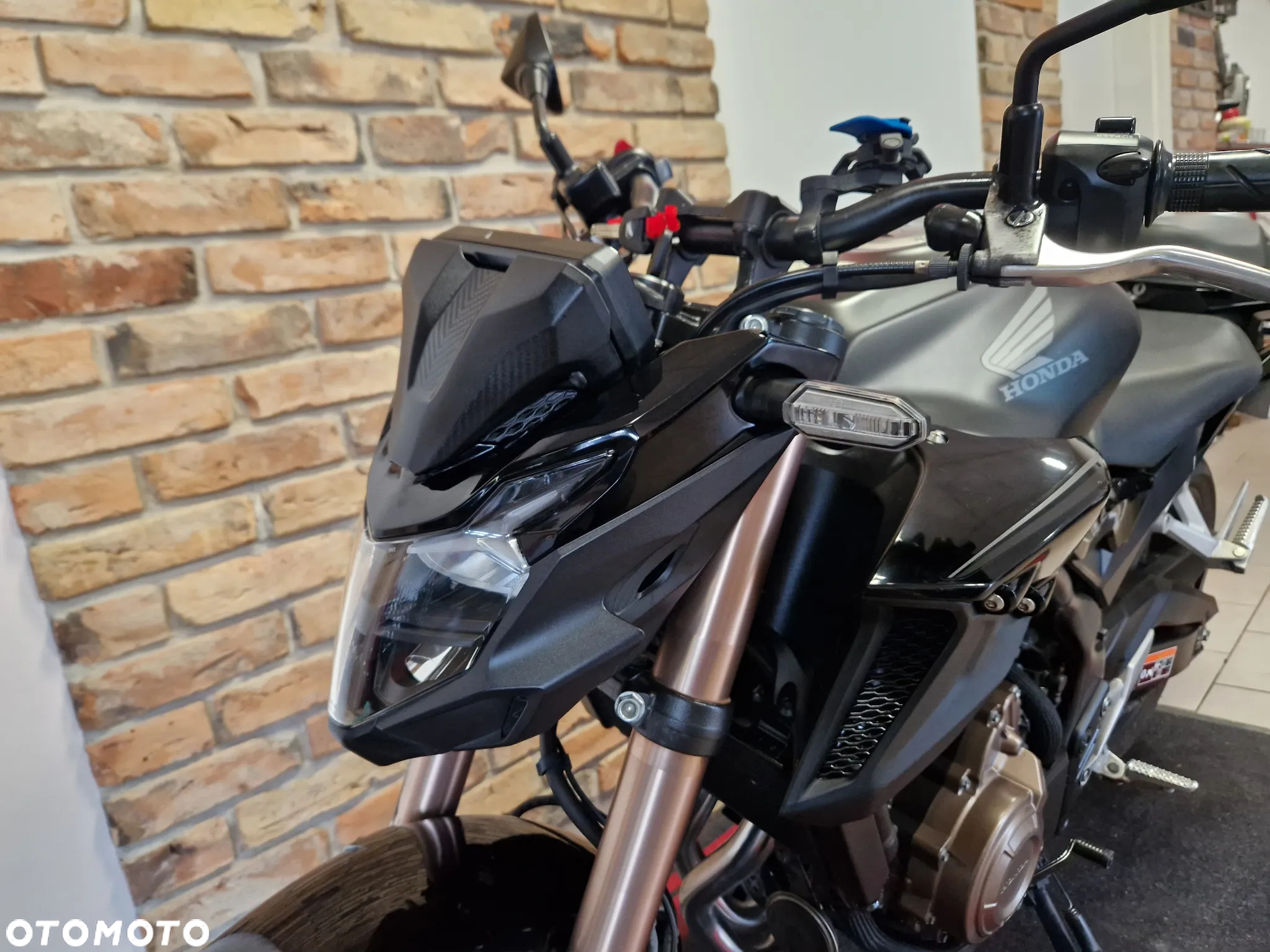 Honda CB - 17