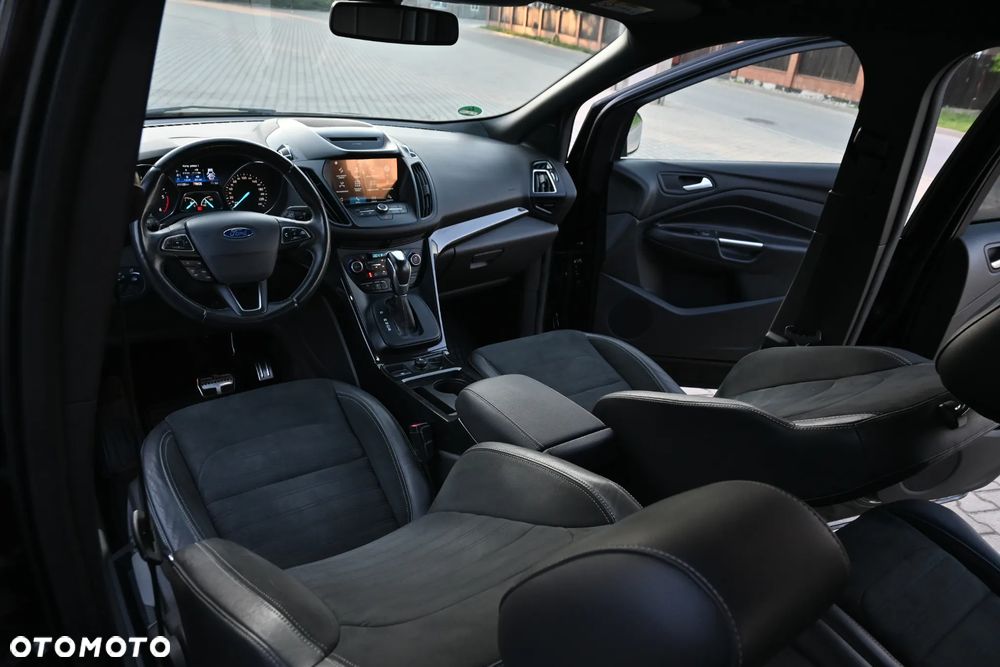 Ford Kuga 2.0 TDCi AWD ST-Line - 31