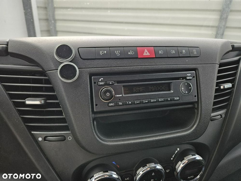 Iveco Daily 35S15 - 33