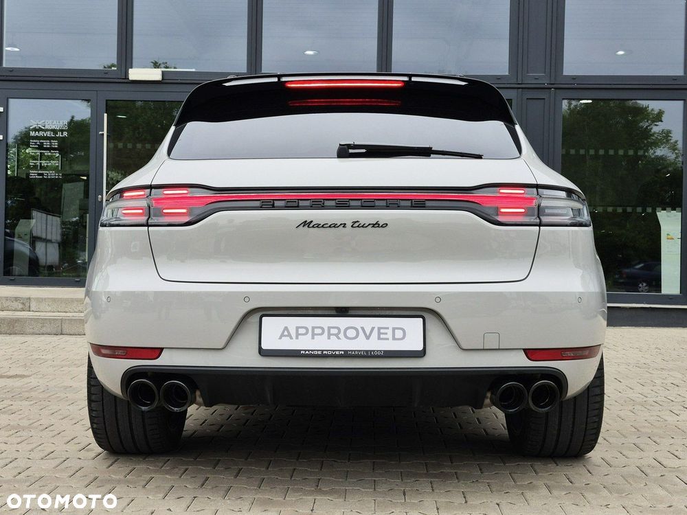 Porsche Macan - 13