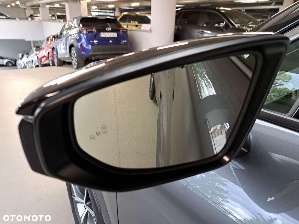 Lexus LBX 1.5 Hybrid Cool - 37
