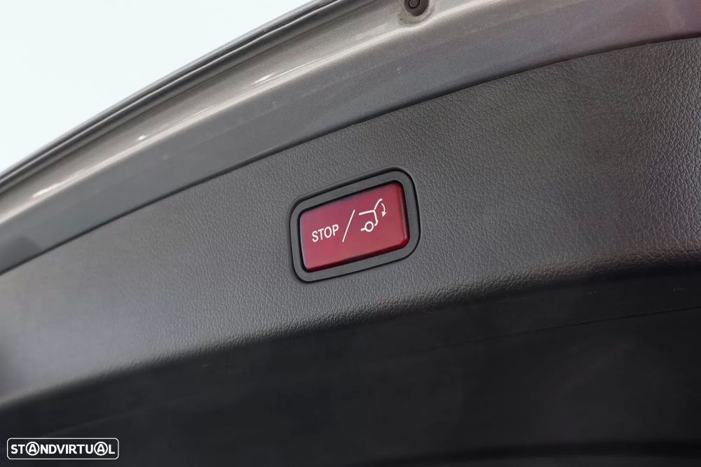 Mercedes-Benz GLC 300 e 4Matic - 18
