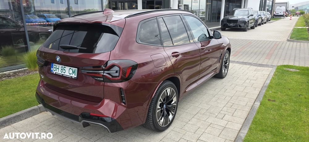 BMW iX3 Impressive - 3