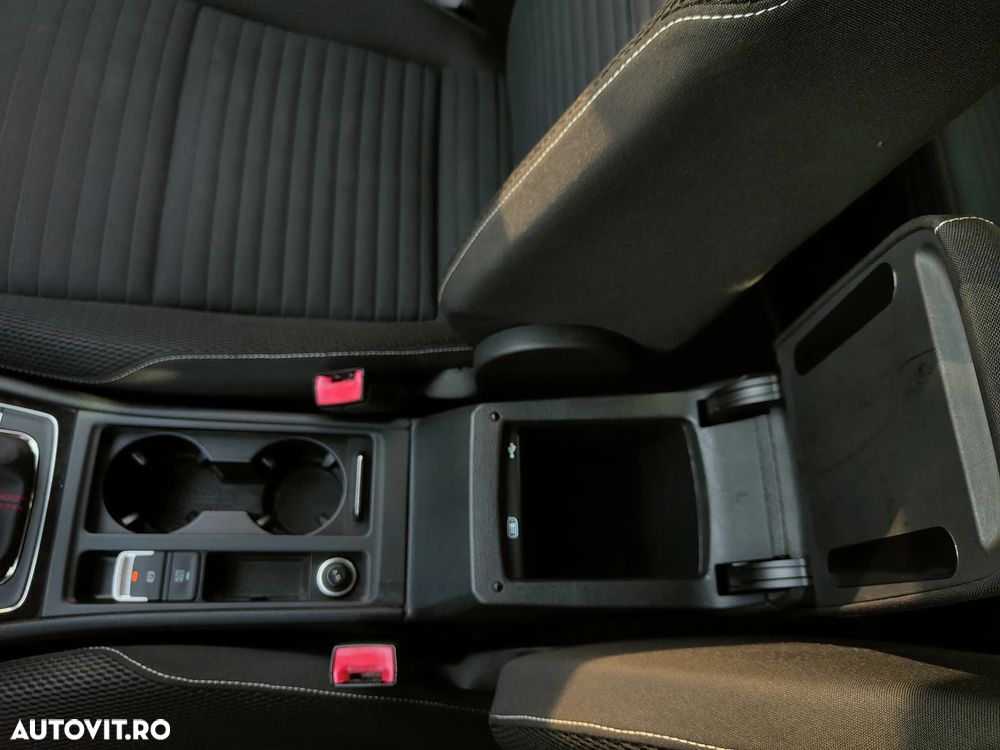 Volkswagen Golf 2.0 BlueTDI Cup - 15