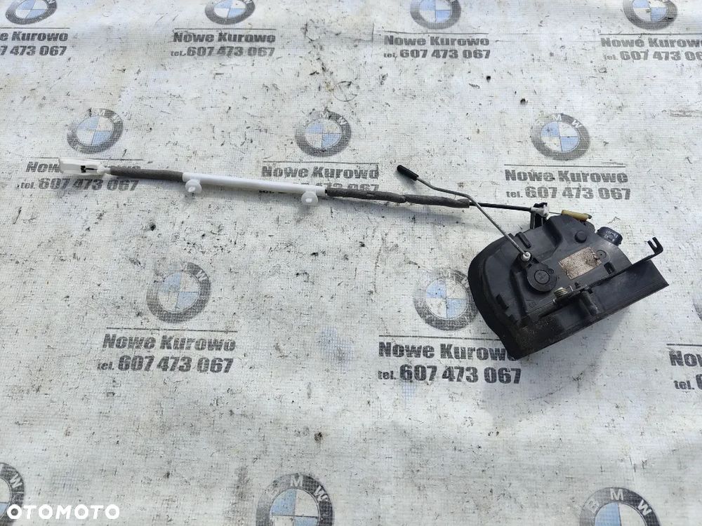 BMW E46 compact zamek drzwi prawy - 1