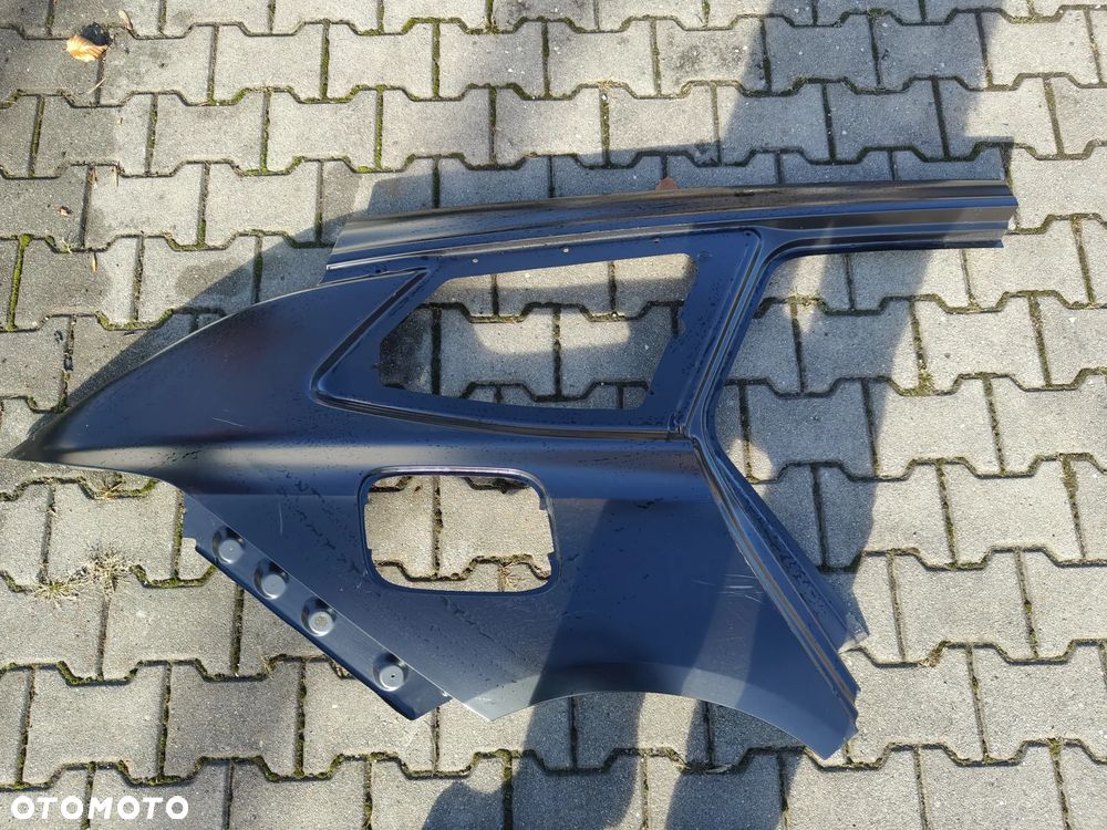 Opel Insignia B II Kombi prawy BŁOTNIK TYŁ