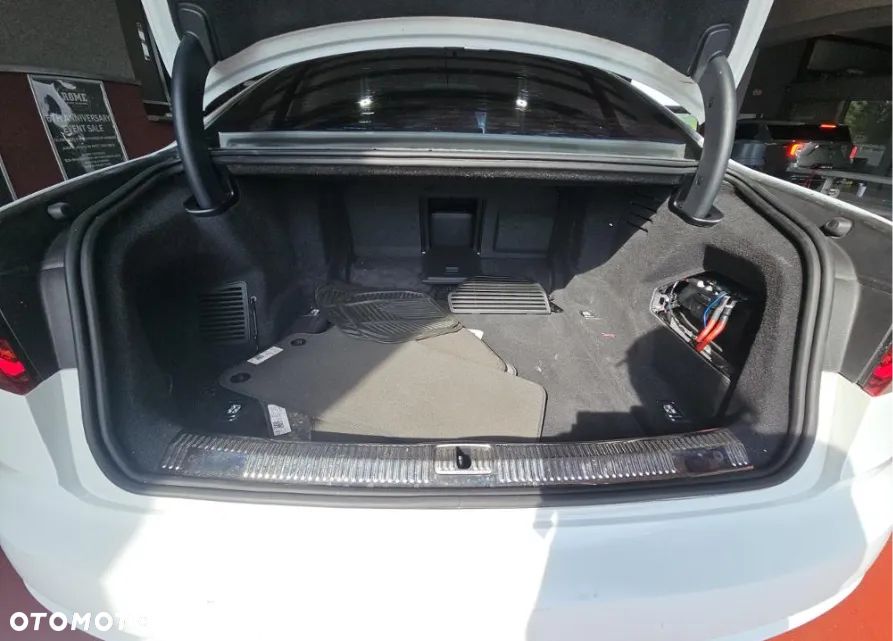 Audi A8 L 55 TFSI quattro tiptronic - 13