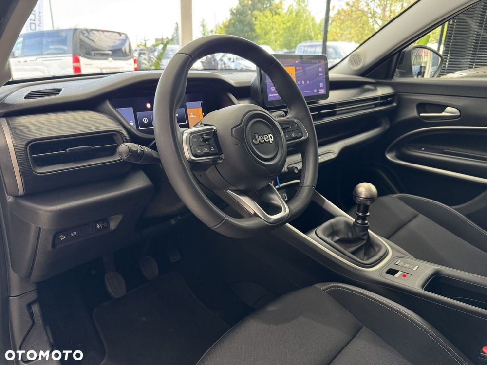 Jeep Avenger 1.2 GSE T3 Altitude FWD - 8