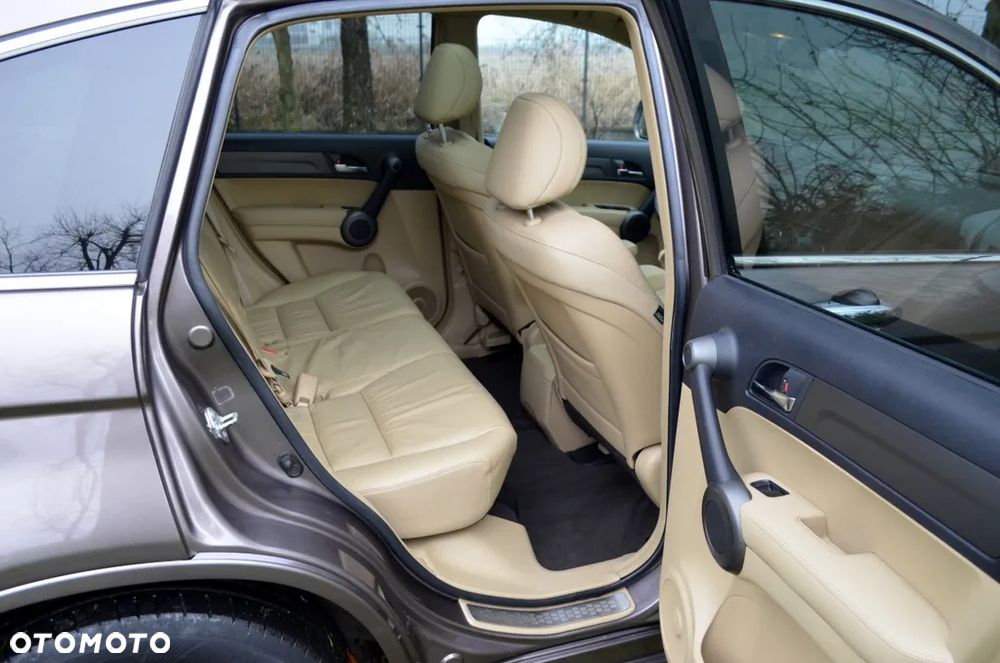 Honda CR-V 2.0i-VTEC Automatik Executive 50 Jahre Edition - 23