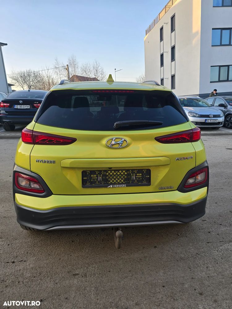 Hyundai KONA Premium - 3
