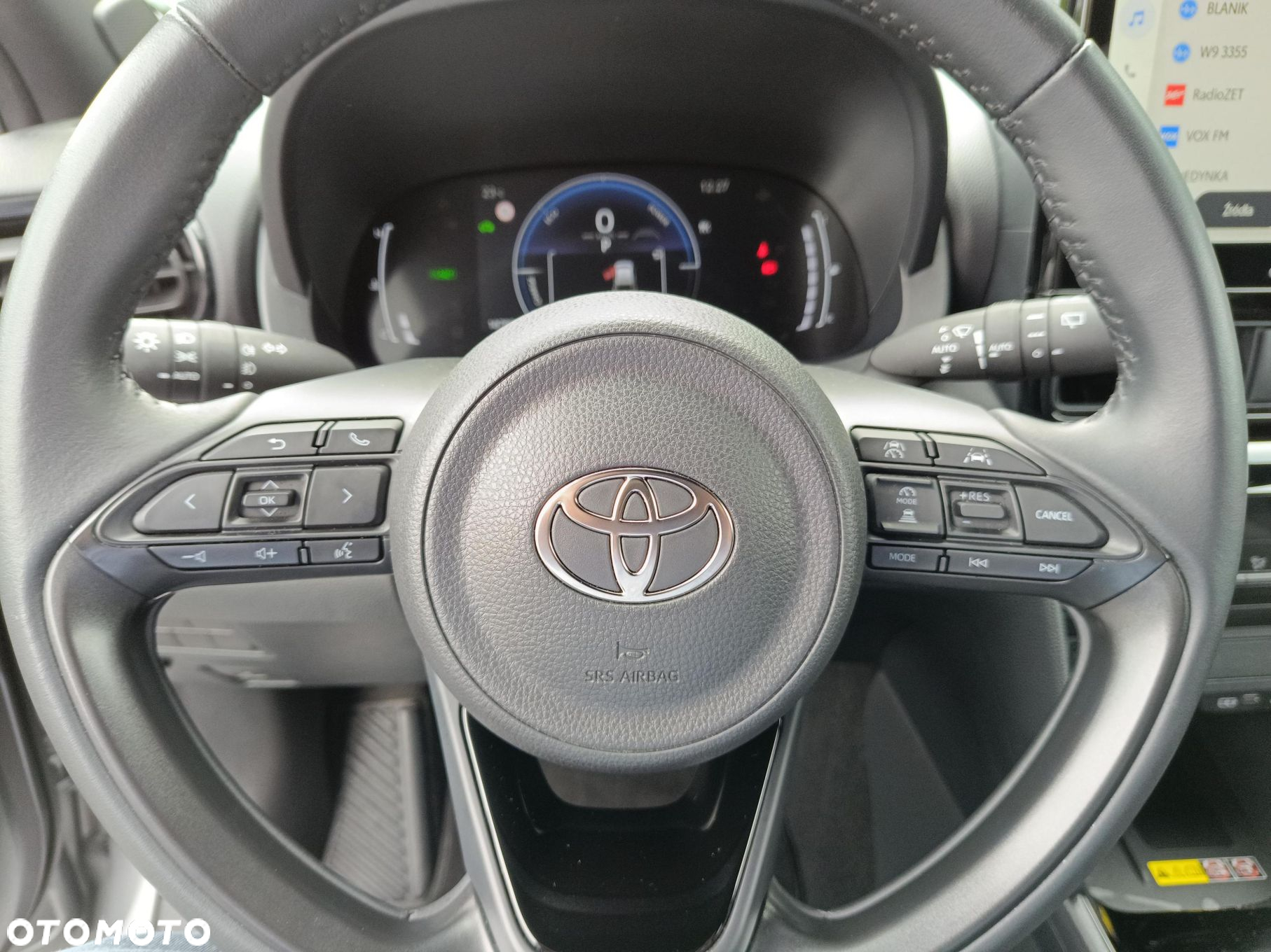 Toyota Yaris Cross Hybrid 1.5 Style AWD - 12
