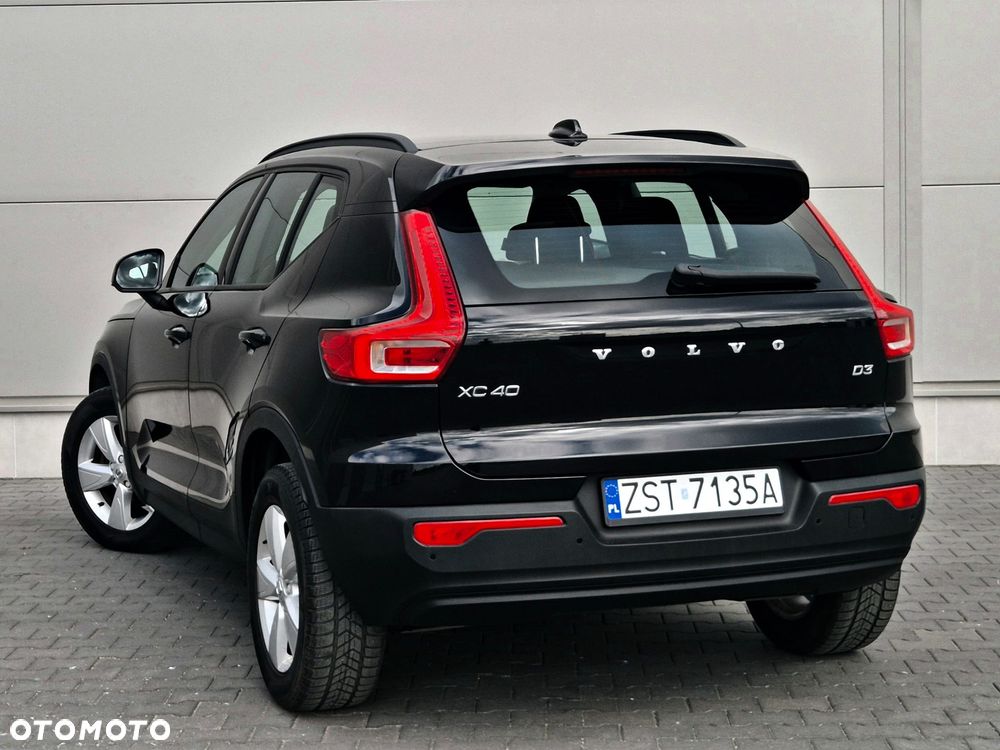 Volvo XC 40 D3 Momentum - 29