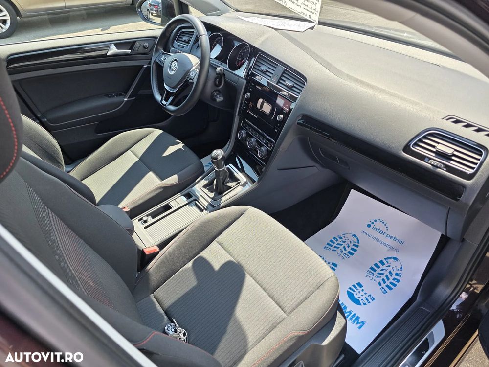 Volkswagen Golf 1.5 TSI ACT Sound - 6