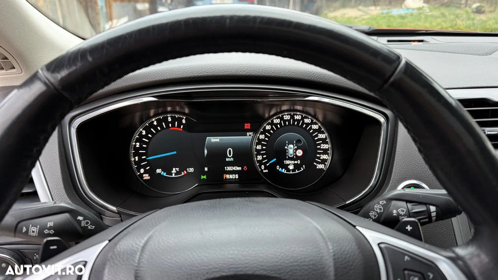 Ford Mondeo 2.0 TDCI PowerShift Titanium - 18