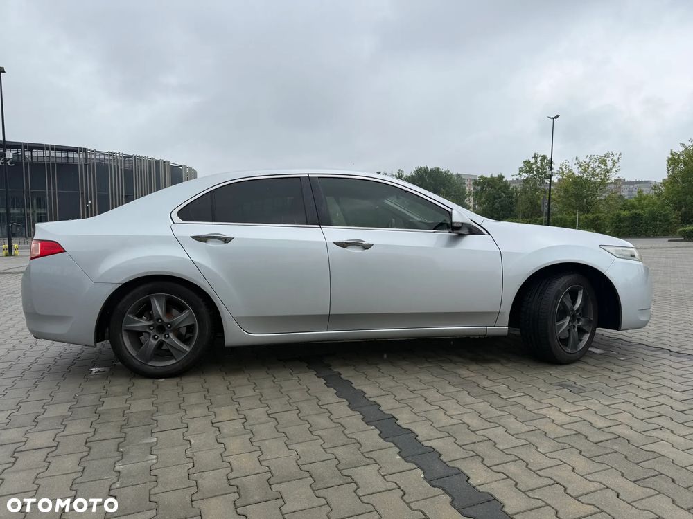 Honda Accord 2.0 Elegance - 33