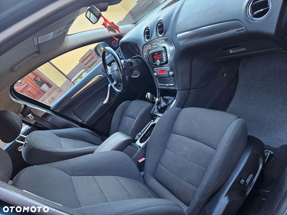 Ford Mondeo 2.0 TDCi Titanium S - 16