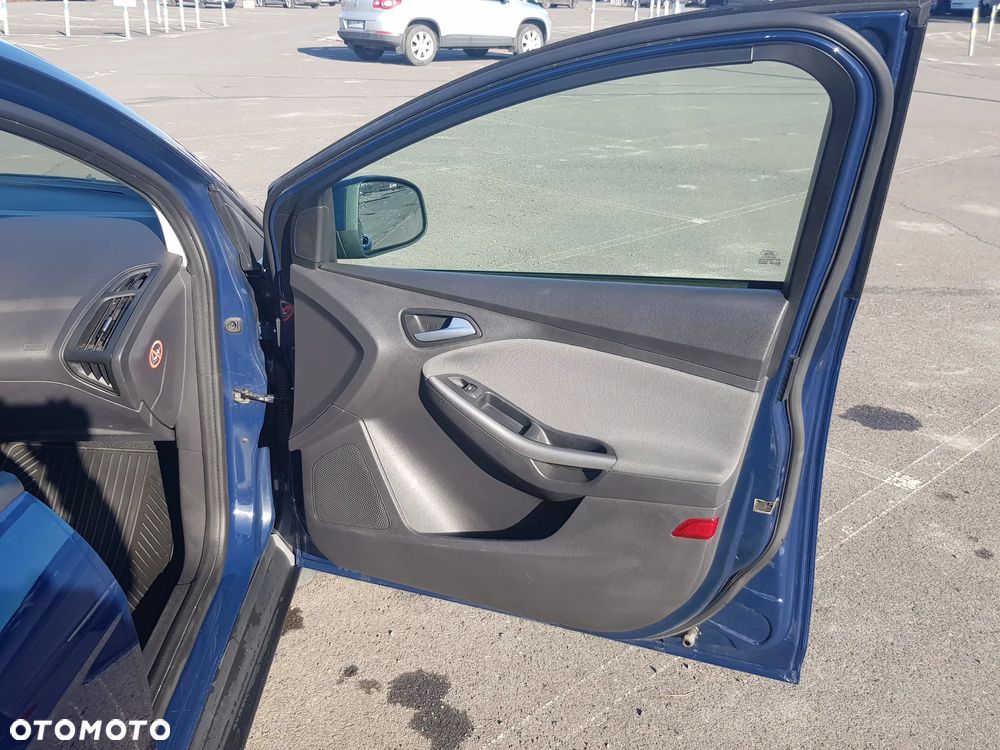 Ford Focus - 13