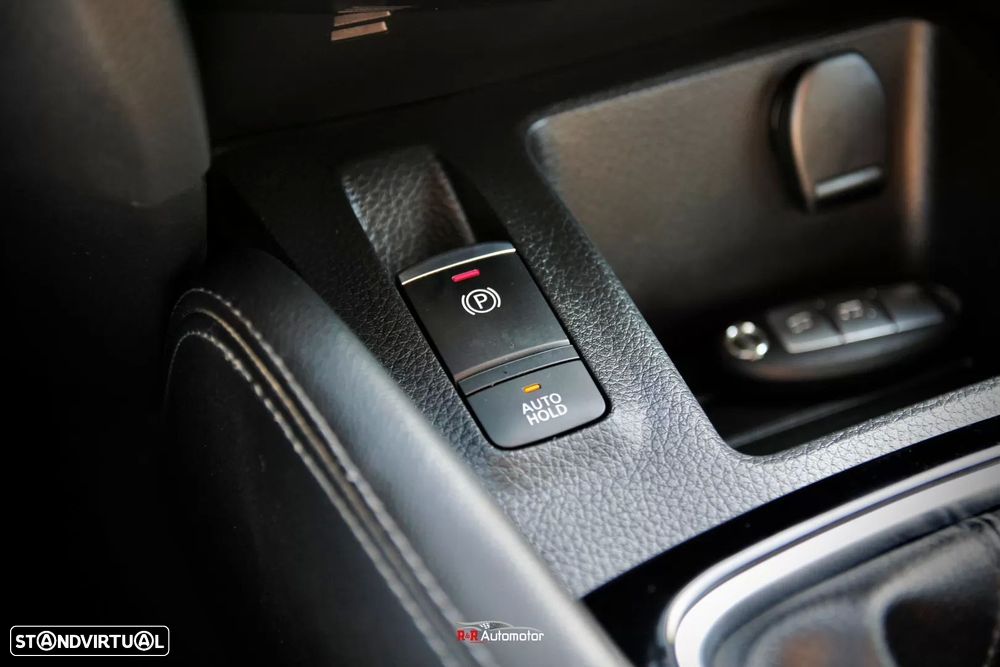 Nissan Qashqai 1.5 dCi N-Connecta Led - 31