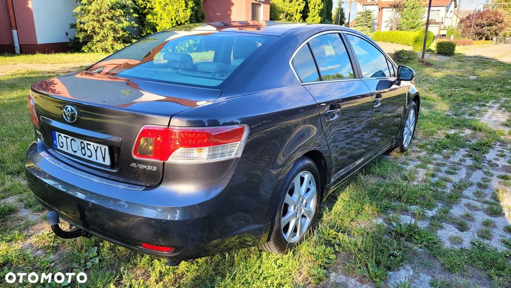 Toyota Avensis 1.8 Premium - 5