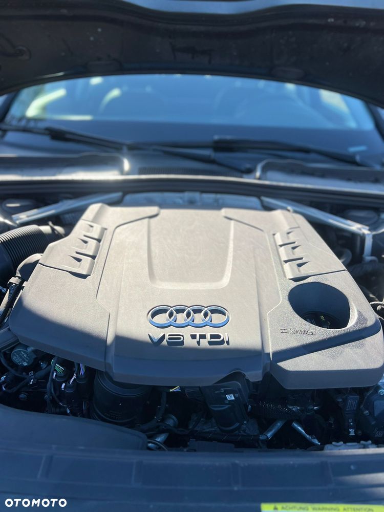 Audi A4 Limousine - 3