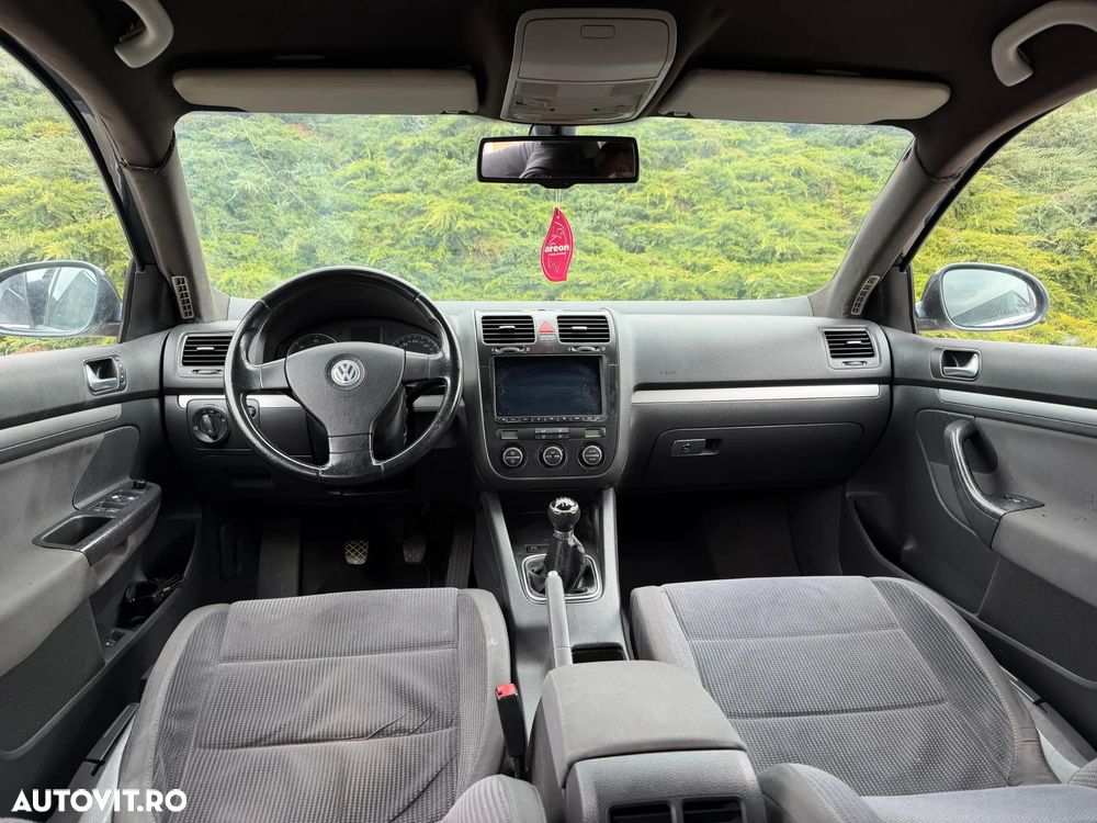 Volkswagen Jetta 1.9 TDI DPF United - 8