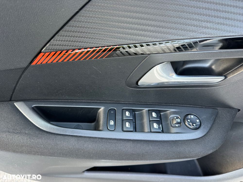 Peugeot 208 1.2 L PureTech STT Active Pack - 12