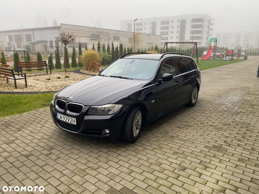 BMW Seria 3 318i - 2