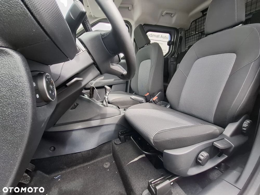 Ford Transit Courier Trend - 18