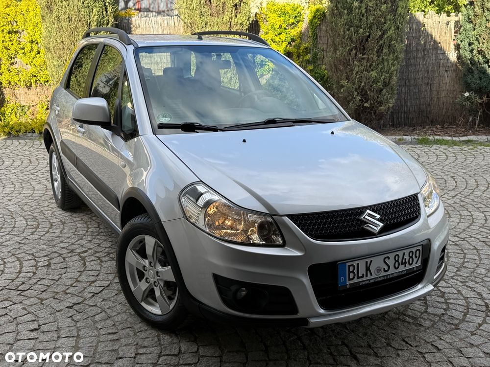 Suzuki SX4 1.6 VVT 4x4 Comfort - 2
