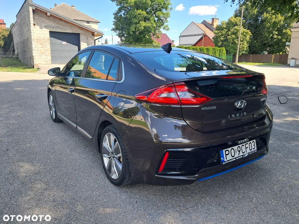 Hyundai IONIQ Hybrid Premium - 9