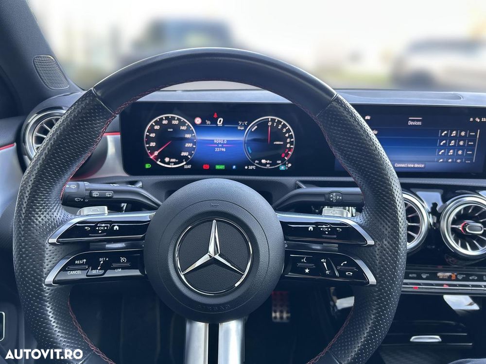 Mercedes-Benz A - 17