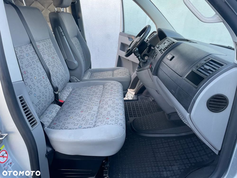 Volkswagen Transporter Caravelle Lang (7-Si.) - 15