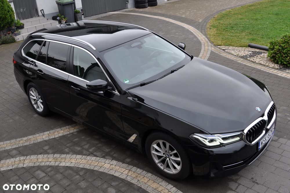 BMW Seria 5 520d xDrive Luxury Line sport - 3