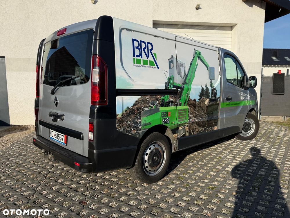 Renault Trafic - 16