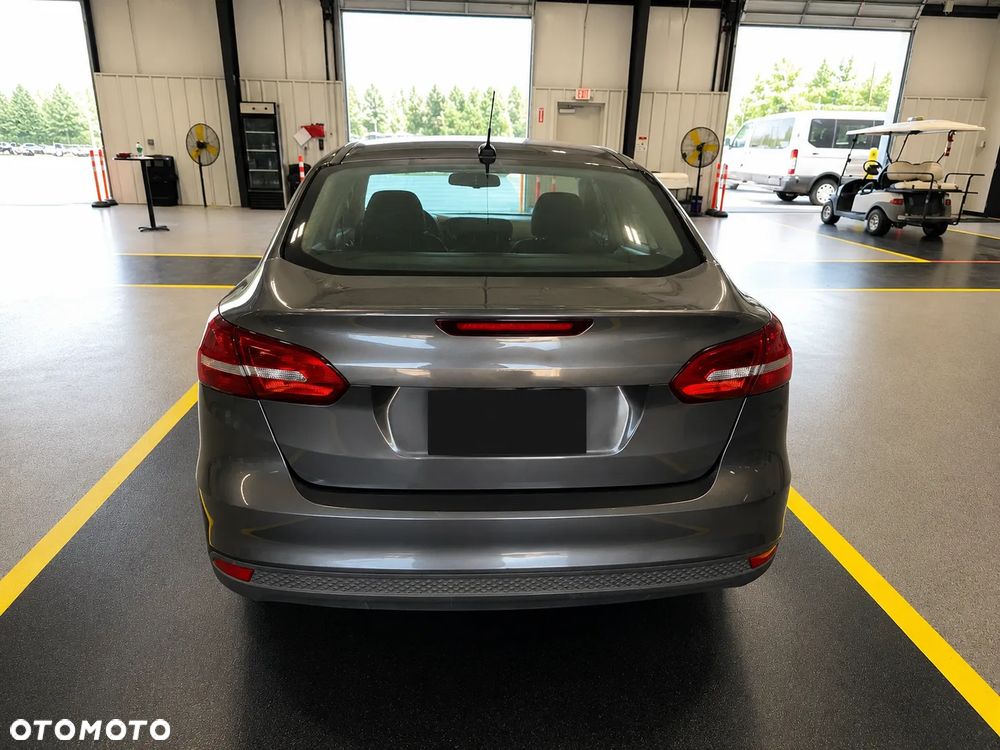 Ford Focus 1.5 EcoBoost Start-Stopp-System Titanium - 6