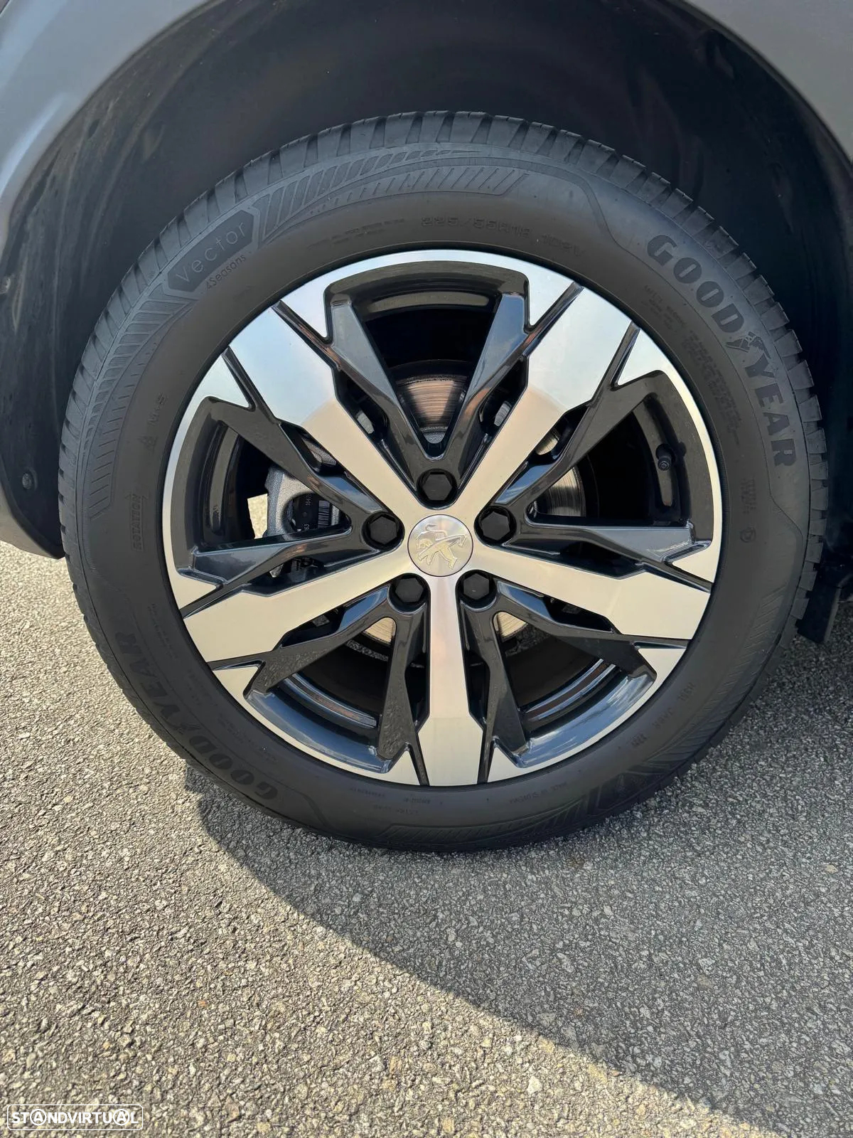 Peugeot 3008 1.5 BlueHDi GT Pack EAT8 - 8
