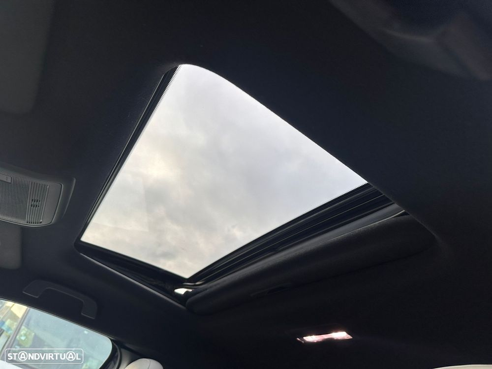 Mazda MX-30 e-SKYACTIV - 9