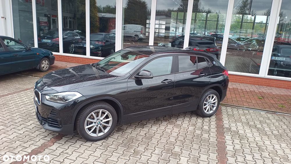 BMW X2 sDrive18i Business Edition - 12